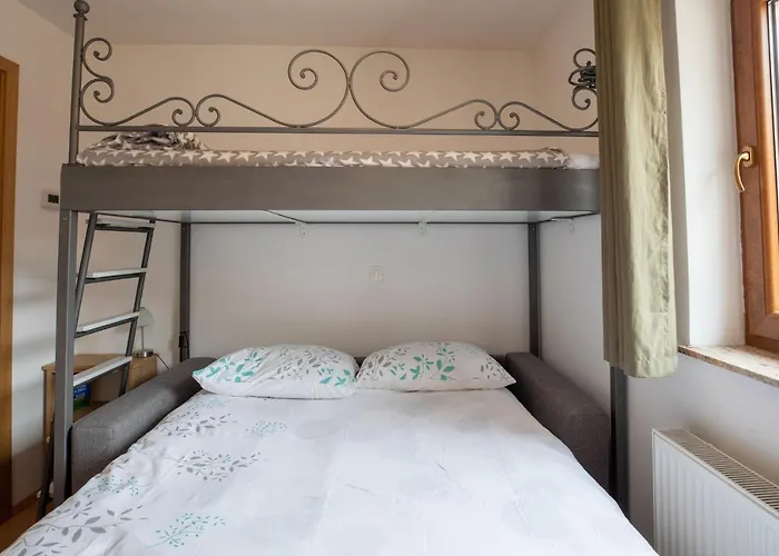 Apartma Lovor